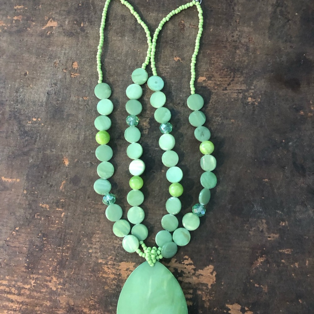 Elegant Green Beaded Necklace